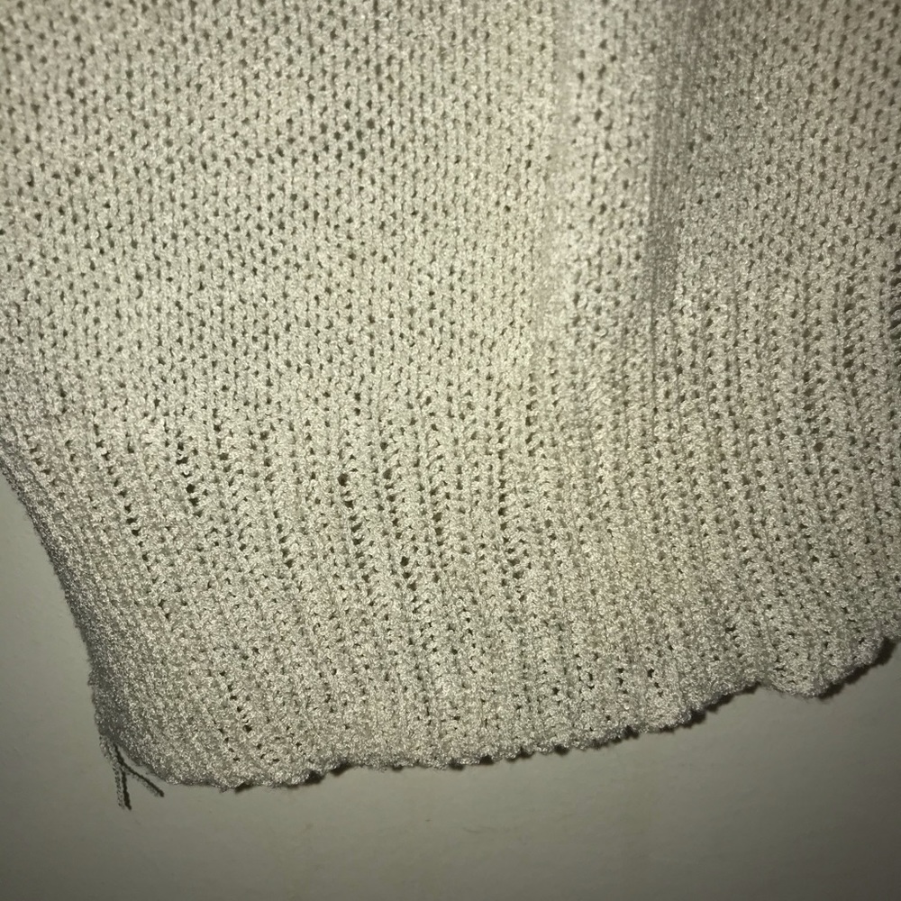 Sweater - Picture 6 of 6